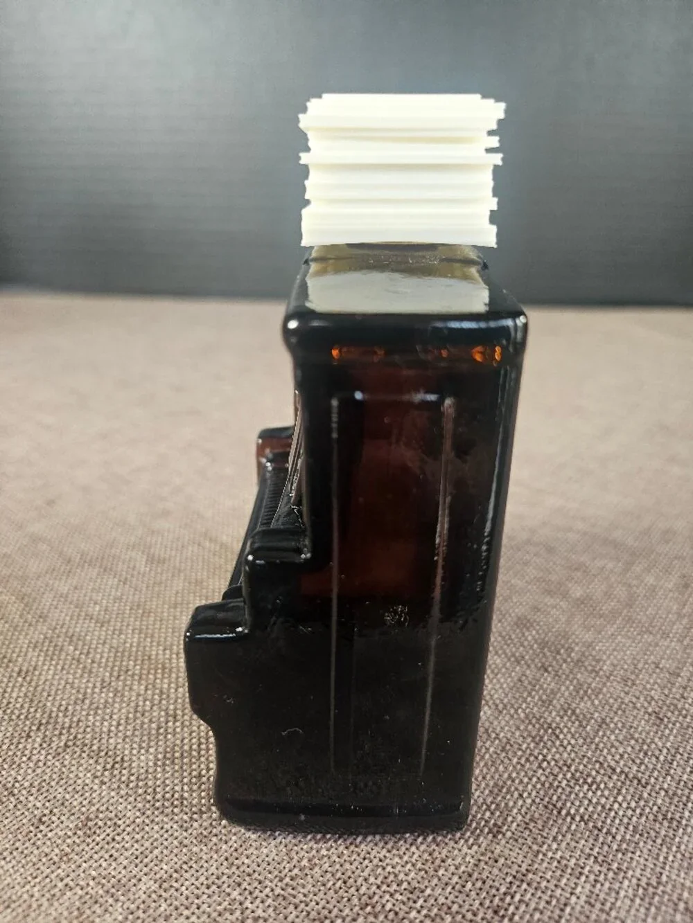 1970s Avon Piano Decanter With 4 F.l Oz. Of Tai Winds Aftershave (Full Bottle)